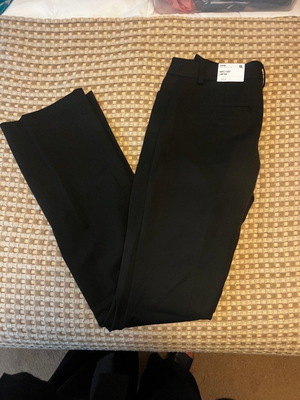 Express Editor Barely Boot Low Rise Stretch, Size 0L Pants NWT